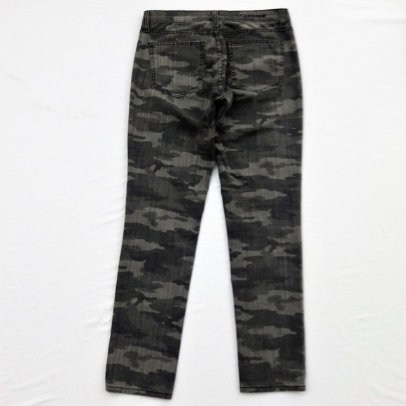 CarMar Camo Pants Jeans Skinny Mid Rise Spandex Los Angeles USA 26 - Picture 3 of 8